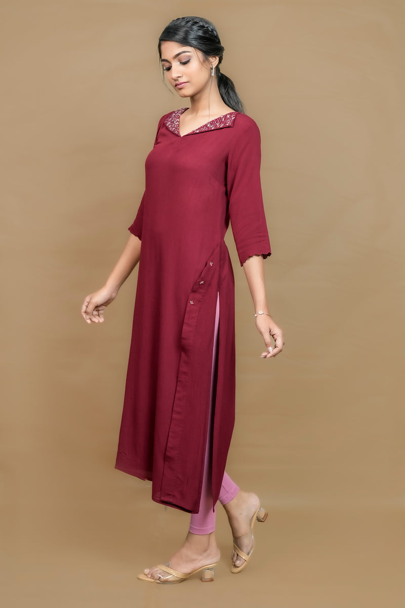 Jaipur Kurti kurtaset  Buy Jaipur Kurti Women Maroon Embroidered Silk  Blend Kurta With Pants And Dupatta Online  Nykaa Fashion